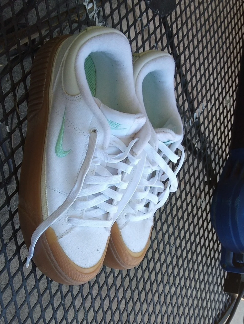 Nike White Sneakers with Gum Sole and Mint Accents